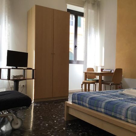 Апартаменти A Due Passi Da Giulietta-Casa Capuleti Верона Екстер'єр фото